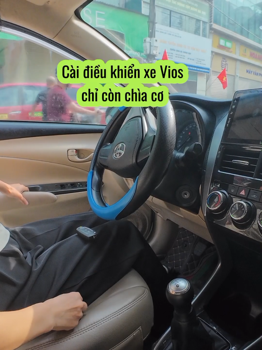 Cài đặt điều khiển cho xe Vios chỉ còn chìa cơ #suakhoa #mocuaxeoto #namtoi #suakhoaoto #lamchiakhoa #chiakhoavios #lamchiakhoavios #mocuaxeoto #mokhoaoto 