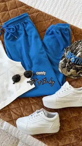 comfy royal blue OOTD 🫐🤍 #comfyoutfits #comfyootd #casualoutfitideas #errandsoutfit #amazonfashion #amazonfashionfinds #casualoutfit #amazonstyle  