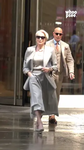 Arriving like the Queen 👑 #mirandapriestly #fashion #fashiononrock #julianamodine #modeoui #fyp #dwp2 #dwp #devilwearsprada #annhathaway #annawintour #trending #viral 