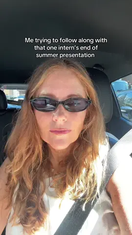 Sydney what are you doinggggggg girl 😭