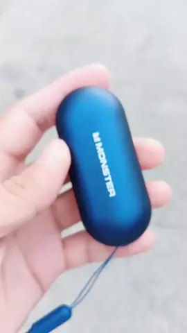 Monster Xkt25 Bluetooth earphone 