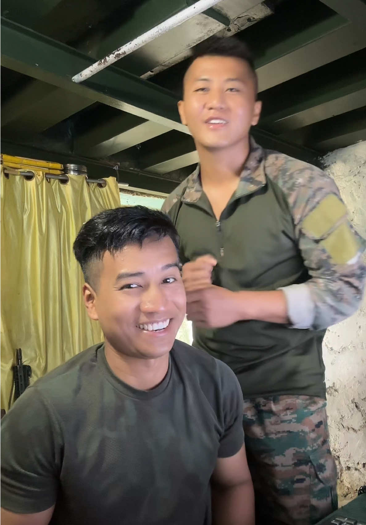 Tmro ghar🏠ma aauna ta maan lagxa😉 #fyp #soldier #nepalisong 