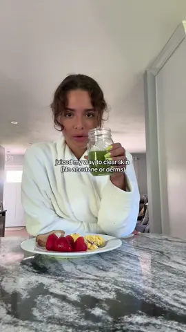 My green juice brand will NOT be containing any celery don’t worry 🤢🤢 #greenjuicemami #celeryjuice #acnetreatment 