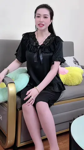 Bộ đồ ngủ tiểu thư lụa+ quần Lửng#doboxinh #dongulua #dobomacnha #thoitrangnu #xuhuong 