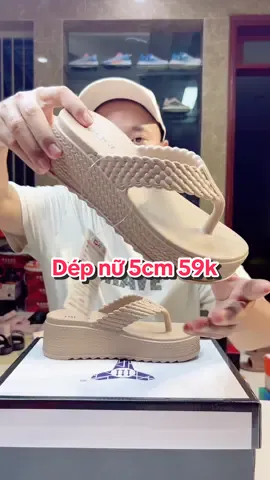 Dép kẹp nữ hãng Duwa đế cao 5cm, siêu nhẹ, siêu êm giá chỉ 59k thôi ạ #manhgiay #depnu #depkep #depxongon #depdecao 