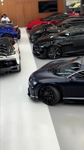 🔵 New Bugatti Chiron Super Sport in Blue Just Arrived to our showroom We thought it couldn’t get better than the black Chiron SS… and then this masterpiece landed. The ultimate blend of aerodynamics, luxury, and raw power — now in a stunning new blue spec. 💙 1,600 hp 💙 440 km/h 💙 Beyond rare Only at 7Seven Luxury — where legends don’t just arrive… they dominate. #BugattiChiron #ChironSuperSport #BlueBeast #DubaiCars #7SevenLuxury #HypercarCollection #ExoticDelivered