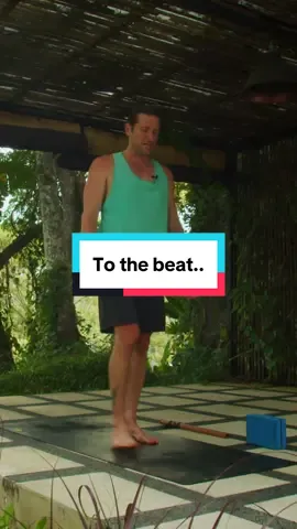 Flow to steady rhythm and you’ll find yourself in a meditate and blissful state 🤌✨ 🎥 Rhythm & Rhyme  #yoga #yogapractice #movetothebeat