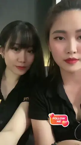 1 chiếc trend cũ trong kho cùng với eny 😜 