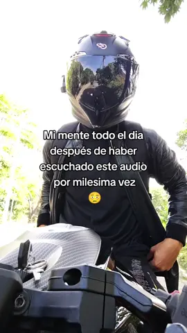 Ya aburre 🫩 y lo malo que es bien pegajoso jajaj  #humortiktok #motos 