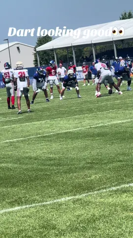 Future Qb1 Of Ny?🗽🔥 #giants #trainingcamp #dart #football #leek #jackson #nfl #fyp #viral 