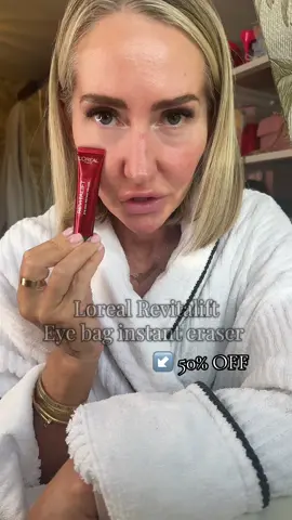 #AD I can't get over the difference! Definitely a must have product - you only need a tiny amount to see a huge difference. Also 50% OFF linked in yellow bag above my name.  @L'Oréal Paris UK #eyebags #eyebageraser #skincare 