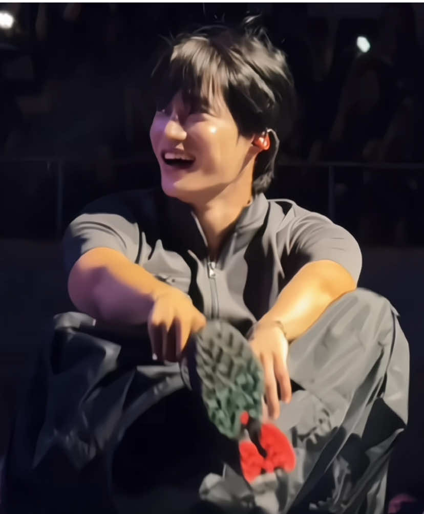 his smile is everything #kai #jongin #exo #kimkai #kimjongin #kaiedit #jonginedit #erigom #kaiexo #김종인 #카이 #zkdlin #zkdily #fyp #Kpop #edit #xyzbca 