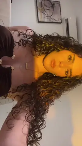 Last one sorry found my sunset lamp and got carried away🥺