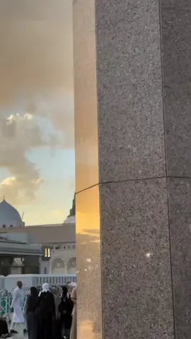 Bari Umeed Hai Sarkar (Saw) Qadmon Main Bhulayen Ge #fouryou #fyp #viralvideos #madina #naatsharif #unfreezemyacount #growmyaccount #treandingvideo 