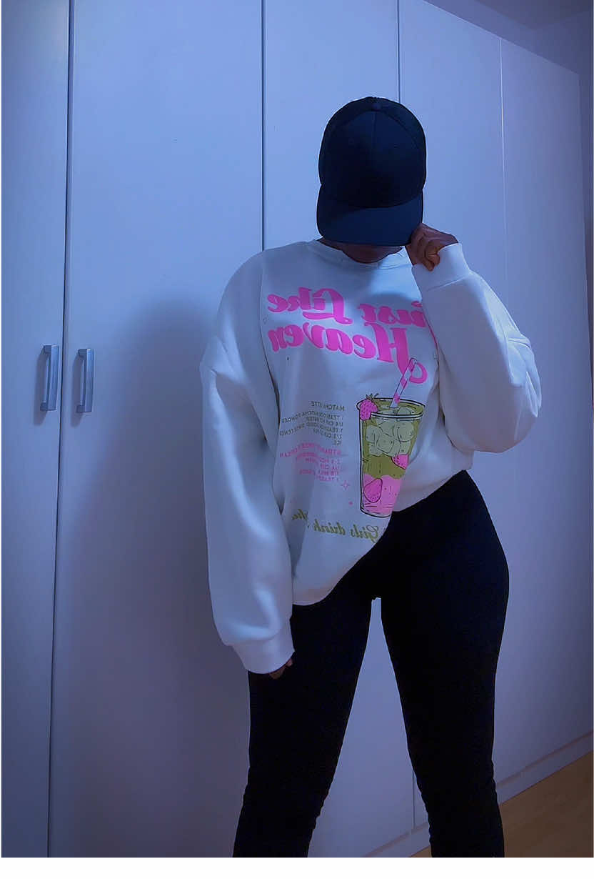 Just myself ❤️🙏🏿 #foryoupage❤️❤️ #blackpabtherafrica #blackpantherafricafamily #uganda #ypfッ #fypafrica #trendingvideos 