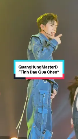 Tongtai so handsome singing Tinh Dau Qua Chen in Las Vegas - Day 8 😍 #quanghungmasterd #anhtraisayhiconcert #anhtraisayhilasvegas @Quang Hùng MasterD