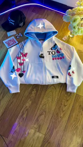 limited stok #hoodie #rekomendasi #monnhoodie #hoodieboxy #hoodiezip #hoodieoversize #limited #jaket #jaketmurah #hoodiereflektif #jaketkeren 
