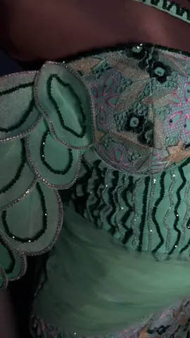 Made with love for a gorgeous Dayyah woman😍❤️ #dayyahcouture #fashiondesign #fashiondesignerinbariga #fashiontiktok #asoebi #owambe 