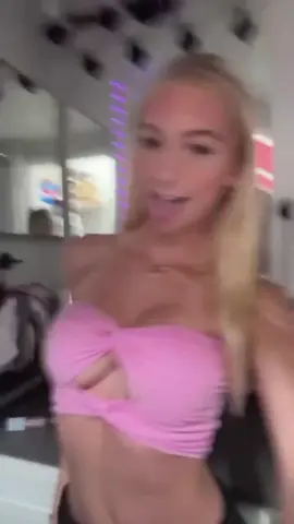 #blonde #baddie #fakebody⚠️⚠️⚠️❌❌⚠️⚠️⚠️⚠️⚠️⚠️ #beautiful 