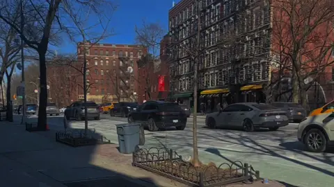 i posted this on my other acc too but i love it too much #fyp #newyorkcity #america #citylife 