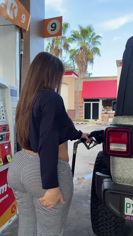 You see me pumping gas, what’s your next move? #instagram #viral #explore #fyp #lylalush #instagood