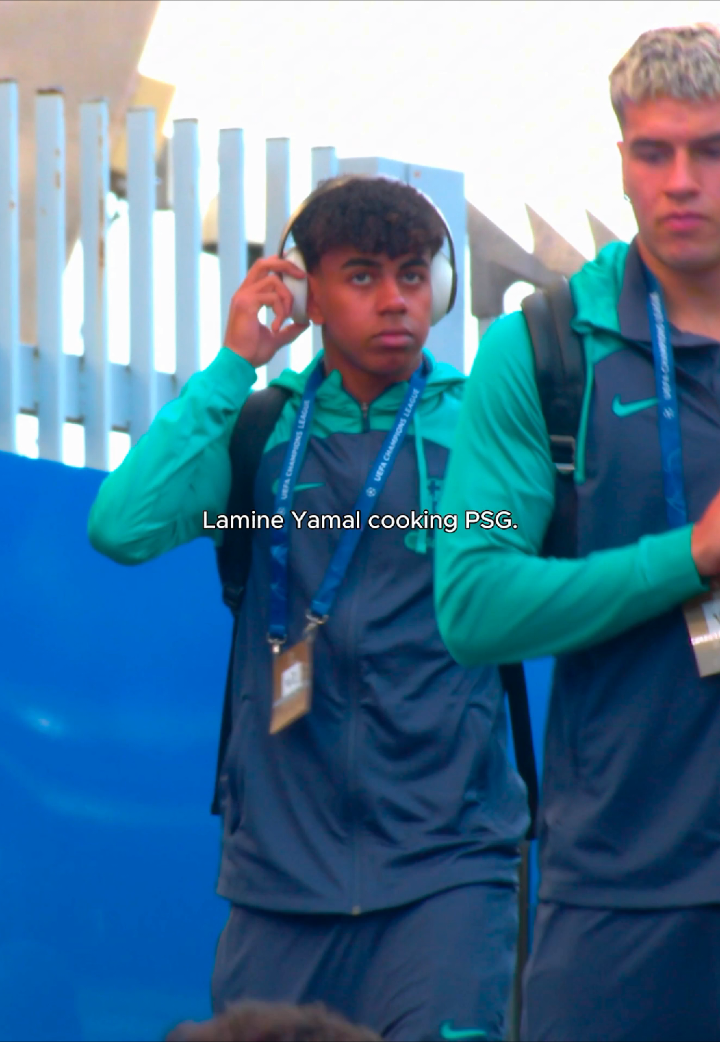 Lamine Yamal cooking PSG🥶 #lamineyamal #barcelona #fyp #viral 