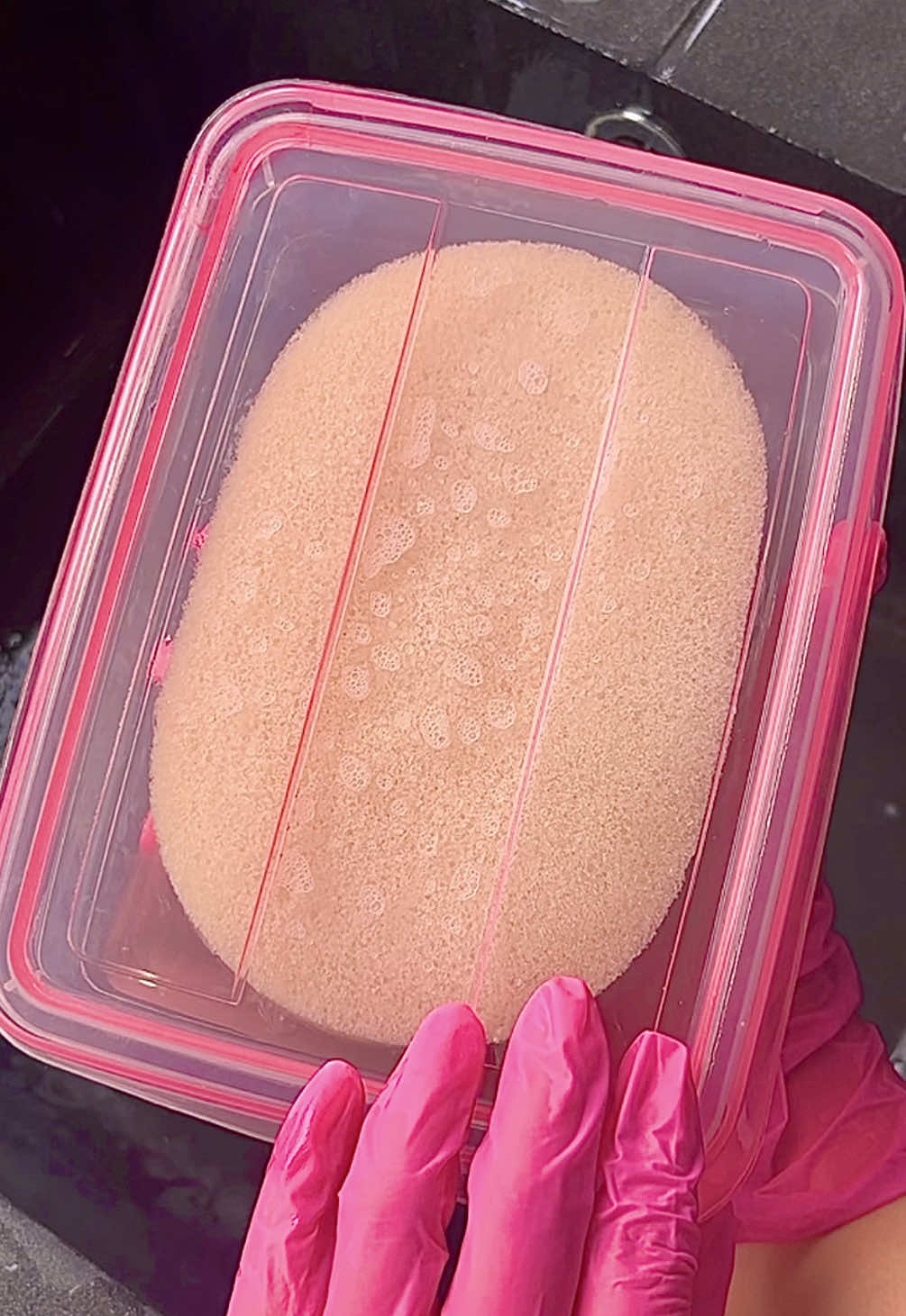 Haven’t done a soaked sponge in a while so this was lovelaaaay 😛   Combo🫧 Dettol og  F lavender  Fairy berry ds  #CleanTok #spongesqueezing #spongeasmr #dettol #cleantokuk  #soakedsponge #soakeddettolsponge #breakinnewsponge #bettinasponge #bettinaspongesqueezes #dettol #dettolspongesqueezes #dettolcleanswithl