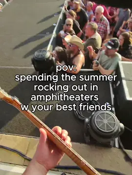 Living the dream baby 🤘🎸