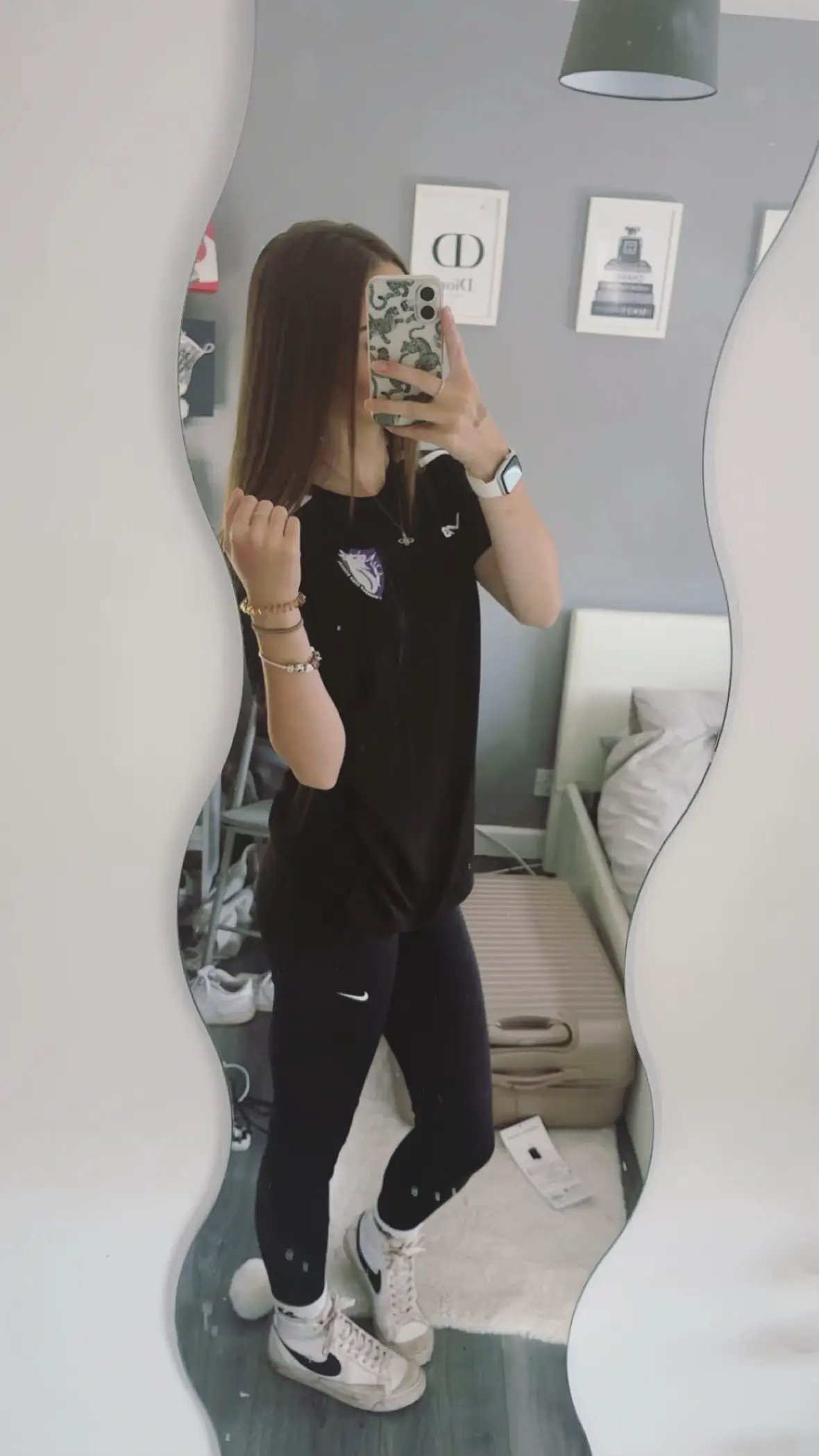 random😙
