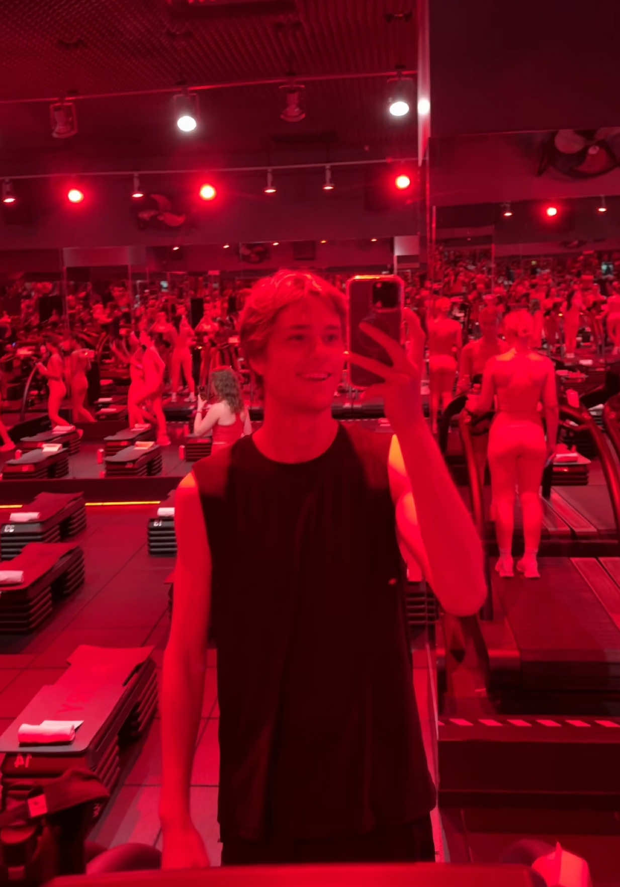 That better make me hot #workoutclass #barrys @Barry’s @First Aid Beauty 