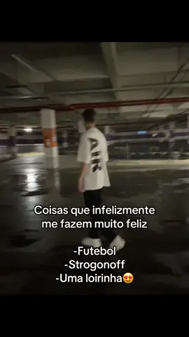 Slk só felicidades isso😍 #loira #branquinha #loiras #💛 #loirinha #futebol #strogonoff #trend #fyp #foryou #foryoupage #fypシ゚ #creatorsearchinsight 