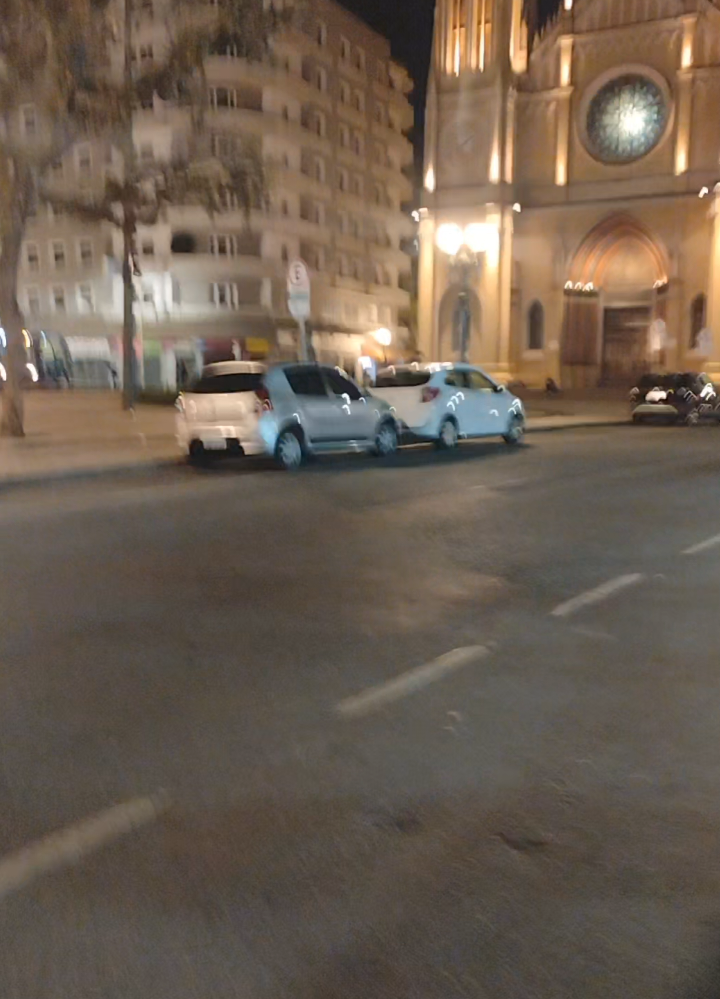 Respondendo a @a.isabellex como é Curitiba a noite? #fyporrraaa #floptok #foryou #curitiba #