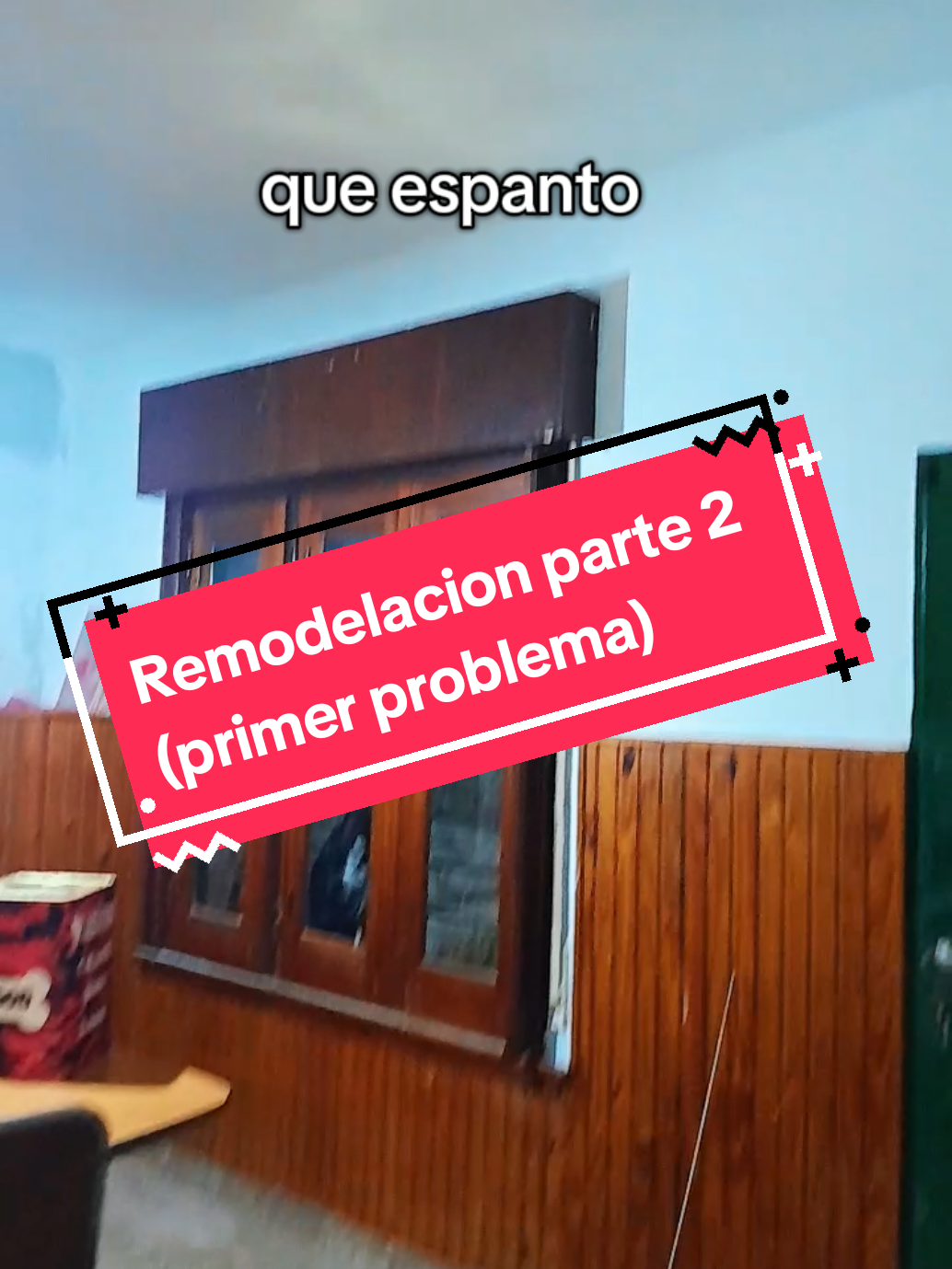 seguimos con la remodelacion  pero estoy trabada con ésto.. Ayudaaa‼️ #decoraciondeinteriores #cocinaentiktok #reformas #madera #pintar #obra #remodelacion 
