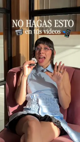 Grabar contenido en casa puede sentirse abrumador y dar miedo pero lo importante es empezar 🪄 En este video te doy tips simples: buena luz, cómo grabarte y cómo conectar sin forzarlo. Tú eres tu mejor herramienta y con estrategia (sí, hasta usando IA), puedes crear contenido auténtico que conecte ✨ Lo importante es empezar sin tanta presión y manteniendo tu esencia 🧚🏼‍♀️🩵 #marketingdigital #sansecreativo #mktdigital #marketingtips #marketing #creaciondecontenido #emprendedores #agenciademarketing #growthpartner #contenidoaudiovisual #contenidoauténtico   #contenidoestratégico 