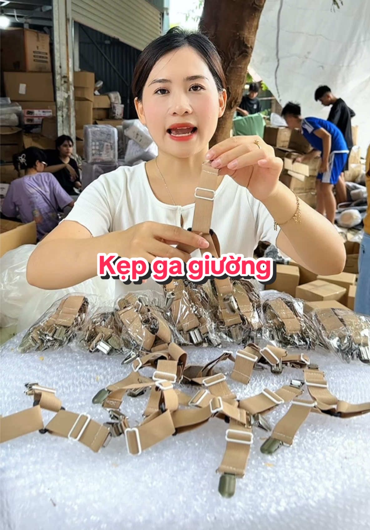 Kẹp gia giường#nhungnhacua #codinhgagiuong #tiktok 