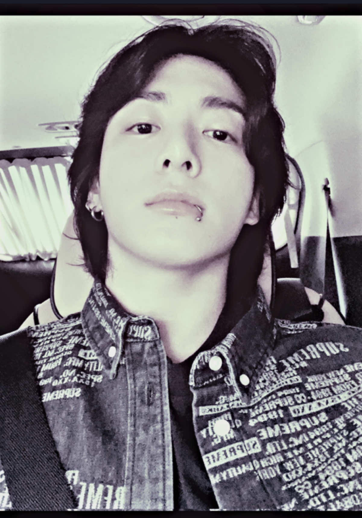 Poster boyyy #jungkook #jk #edits #edit #kpop #kpopfyp #bts #btsedit #btsedit #jungkookedit #fypシ #viral #fyp #kittyminsooya #kpopedits #fyppppppppppppppppppppppp #fentysuperbrandday #jeonjungkook 