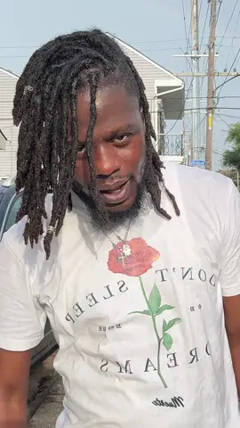 @chrisbrownofficial I had too do the challenge #itsraining #makethisgoviral 