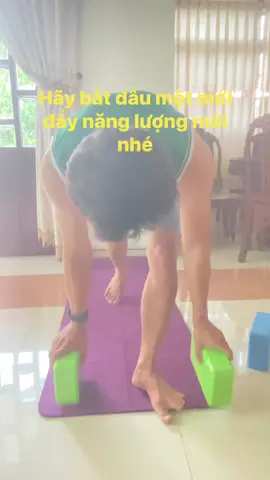 Trải nghiệm sự chuyển hóa từ hơi thở đầu tiên 🌿 Lớp Yoga Online / Offline cho Người Mới Bắt Đầu ⏰ 3-5 buổi/tuần. Thời gian linh hoạt 🎥 Học tại trung tâm hoặc qua Zoom, hướng dẫn tận tâm, phù hợp mọi thể trạng 📩 Hoặc inbox để được tư vấn riêng Chỉ cần trải thảm. Còn lại để Yoga Thanh Trúc dẫn đường. #yogagirl #yogapose #yogafacial #yogachallenge #yogadanhchonguoimoibatdau #yogadaily #yogatrilieu #yogathanhtruc #yogabinhtan #DaotaoHLVchuyennghiep #yogaflow #yoga #yogaonline #yogachonguoimoibatdau #Yoga #yogaviet  ----------------------------------------------- <<THANH TRUC YOGA & MORE>> <<NHÓM DINH DƯỠNG TRÚC LÂM>>  KIẾN TẠO KHOẺ ĐẸP - NÂNG TẦM HẠNH PHÚC #yoga