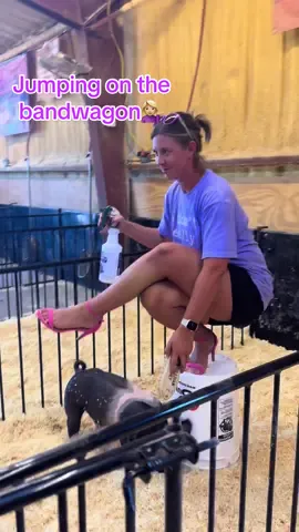 #nickiminajchallenge ✅ 😜 #stockshowstyle #showmomlife 