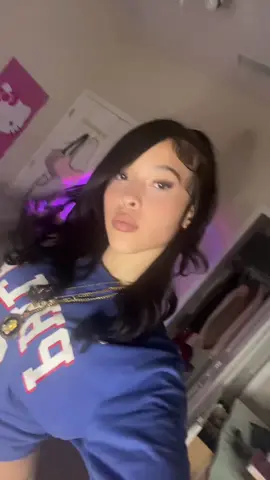 save this for laterrr 💙💙💙💙#fyp #foryou #hairstyle #camiillasanchez #latinahair #quickhairstyle #baddiehairstyle #tutorial 