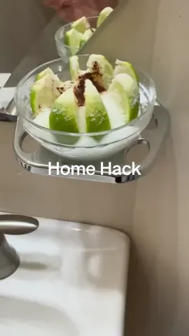 Genius life hack from grandma #KitchenHacks #cleaninghacks #kitchentips #kitchenhack #cleanhack #lifehacks #tiktokhacks #tiktokhacks #viralhacks #homhacks #momhacks #diyhacks #DIY #viraltiktok #easytips #fyp #tipsandtricks #viraltiktokvideo #hacks #usefullifetips #homehacks #MomsofTikTok #mosquito 