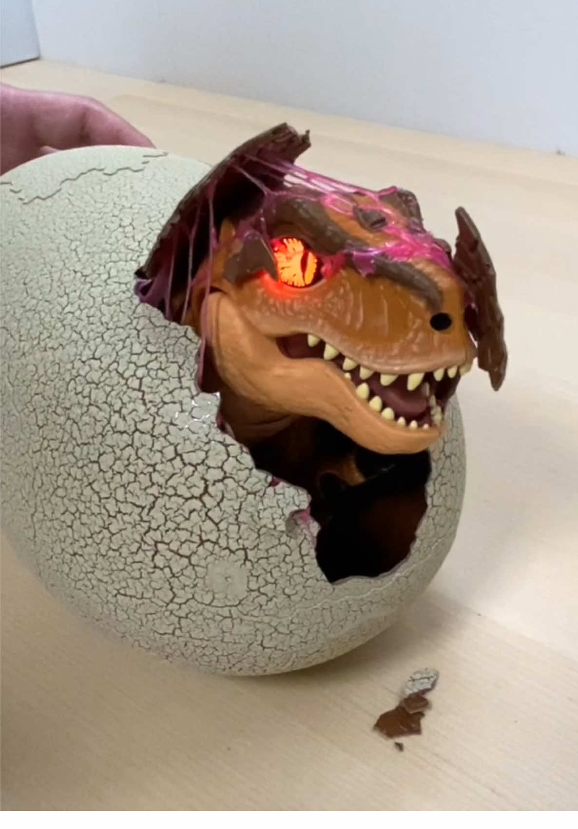 恐竜が誕生!うまれて!ウーモ ジュラシック・ワールド Tレックスエッグ #おもちゃ #toy #恐竜 #jurassicworld #うまれてウーモジュラシックワールド #trex