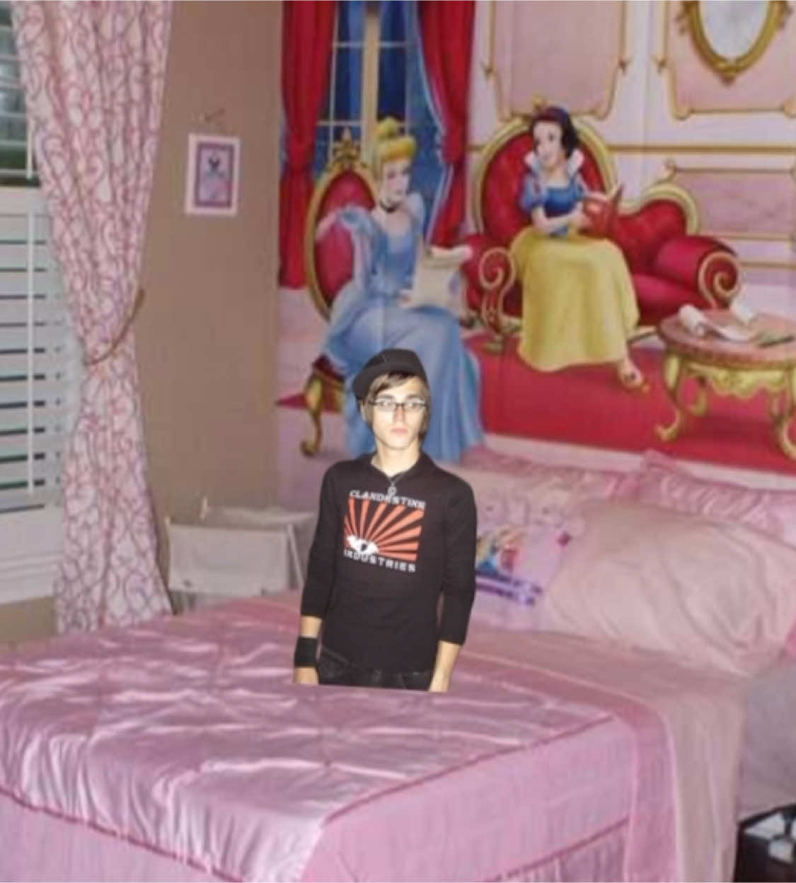 MIKEY REDEMPTION ARC #ryanross #mikeyway #brendonurie #geradway #petekey #petewentz #panicatthedisco #falloutboy #baskinrobins 