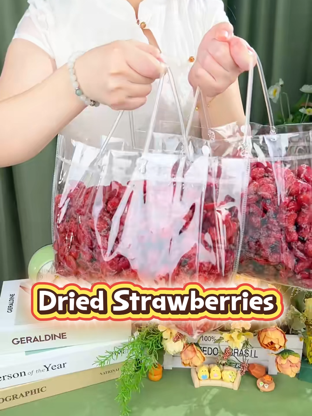 Taste the trend! Dried strawberries that are taking over TikTok – have you tried them yet? 🎥💥#HealthySnacks #TikTokPH #HealthySnack #DriedFruit #driedstrawberry #TikTokFindsPH #fyp #fypage