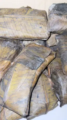 “Bollos de chancho al horno, 100% manabitas: tradición que se saborea. Hechos con amor, sazón de campo y ese toque único de la tierra manaba. ¡Pura delicia que alimenta el alma!”#LaLibertad #santaelena #salinas #salinasecuador🇪🇨🇪🇨✌ #manabi_ecuador 