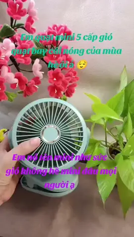 Quạt tích điện mini quạt  bay cái nóng của lòng em🤭#fyp #fyppppppppppppppppppppppp 