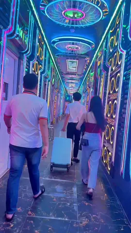 Chào đón thành viên mới , chúc em nhung gấm lụa là , tay cầm tiền tỷ , sớm thành đại gia 🥰#ptcthichchiase #xuhuong #tiktok #karaoke #nhanvienkaraoke 