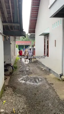 #sk_sml14  #fy  #fypage  #merpatikolong  #masukberandafyp  #foryoupageofficiall  #merpatikolongmeja  #fyppppppppppppppppppppppp 