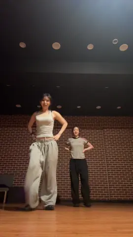 도망가야댈듯..