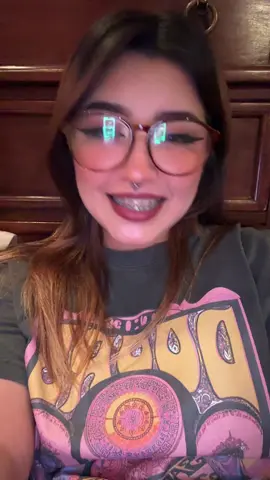 Tssss #fyp #vibra #huevoscartoon @Athena Flores 